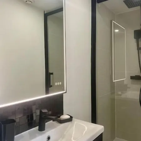 De Charme Au Centre De Montpellier! Lejlighed